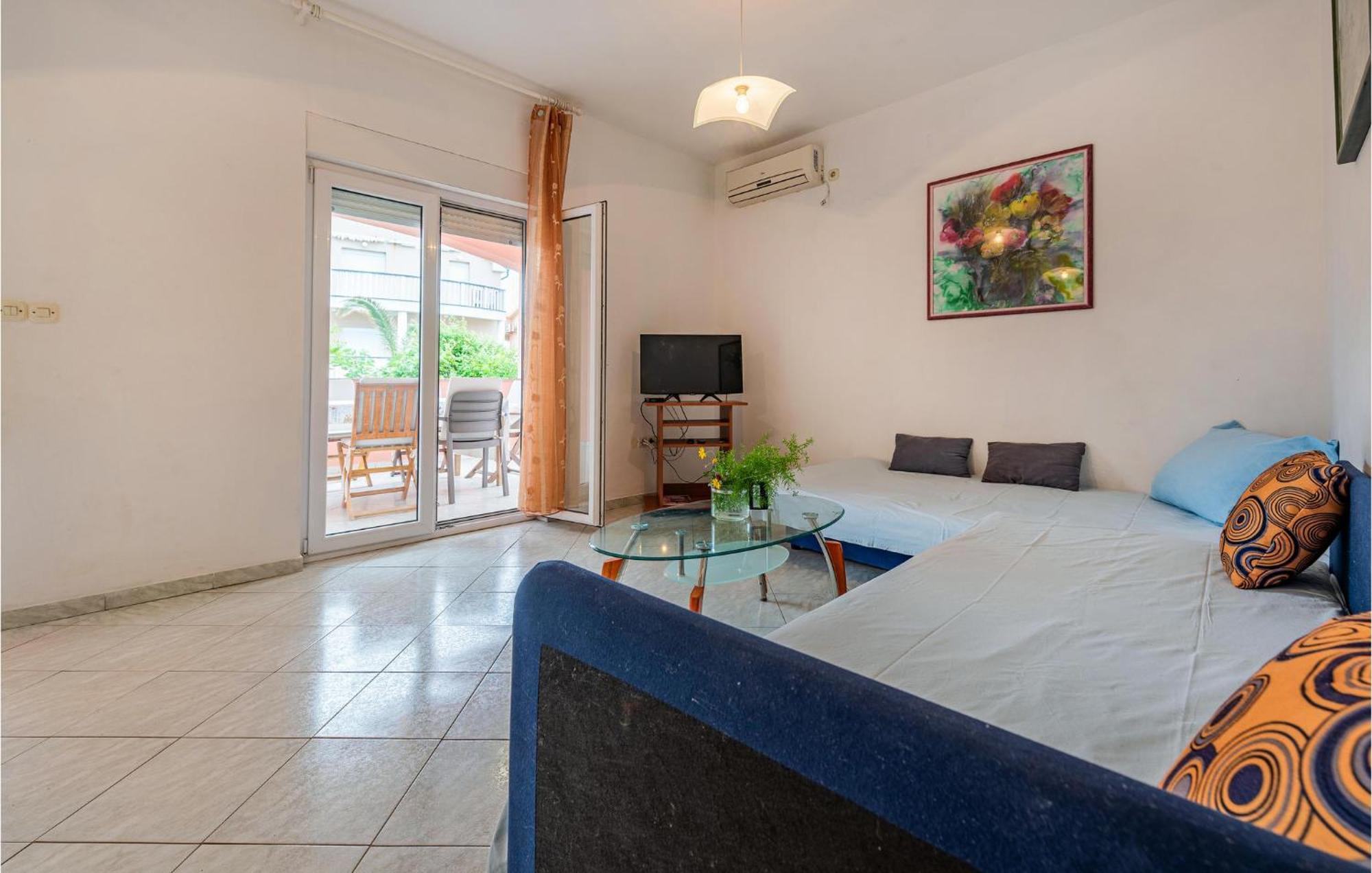 Lovely Apartment In Vir With Kitchen ภายนอก รูปภาพ