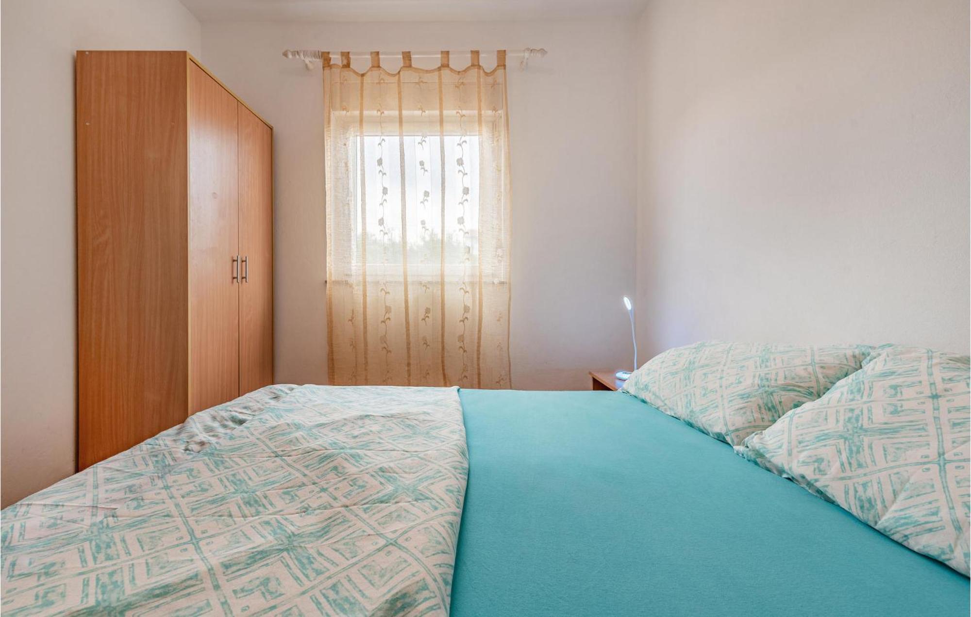 Lovely Apartment In Vir With Kitchen ภายนอก รูปภาพ